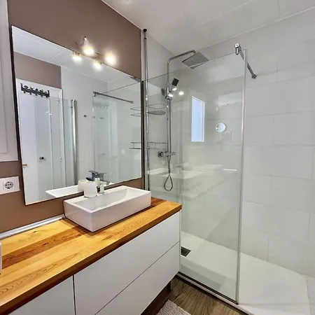 Saint Jacques A6 *
